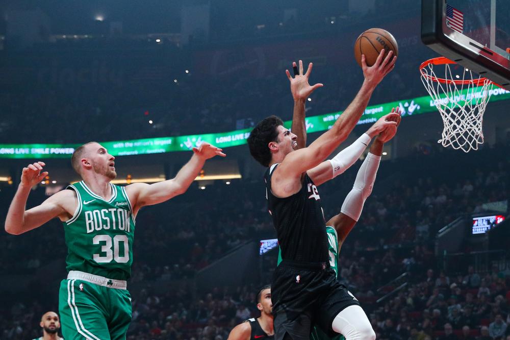 凭借出色的 凭借出色的