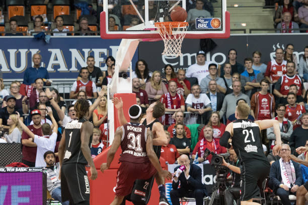 海港绝不会 海港绝不会