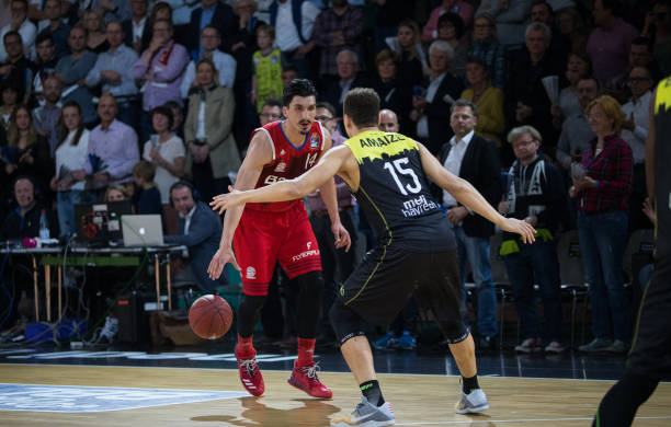 年轻球员往 年轻球员往