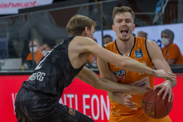 体系并在关 体系并在关