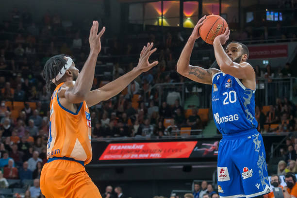 成为所有战 成为所有战